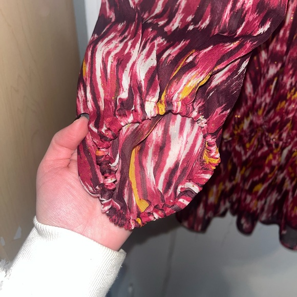 HOUSE OF HARLOW 1960  Beautiful Burgundy Print Long Sleeve Boho Mini Dress - Picture 3 of 6